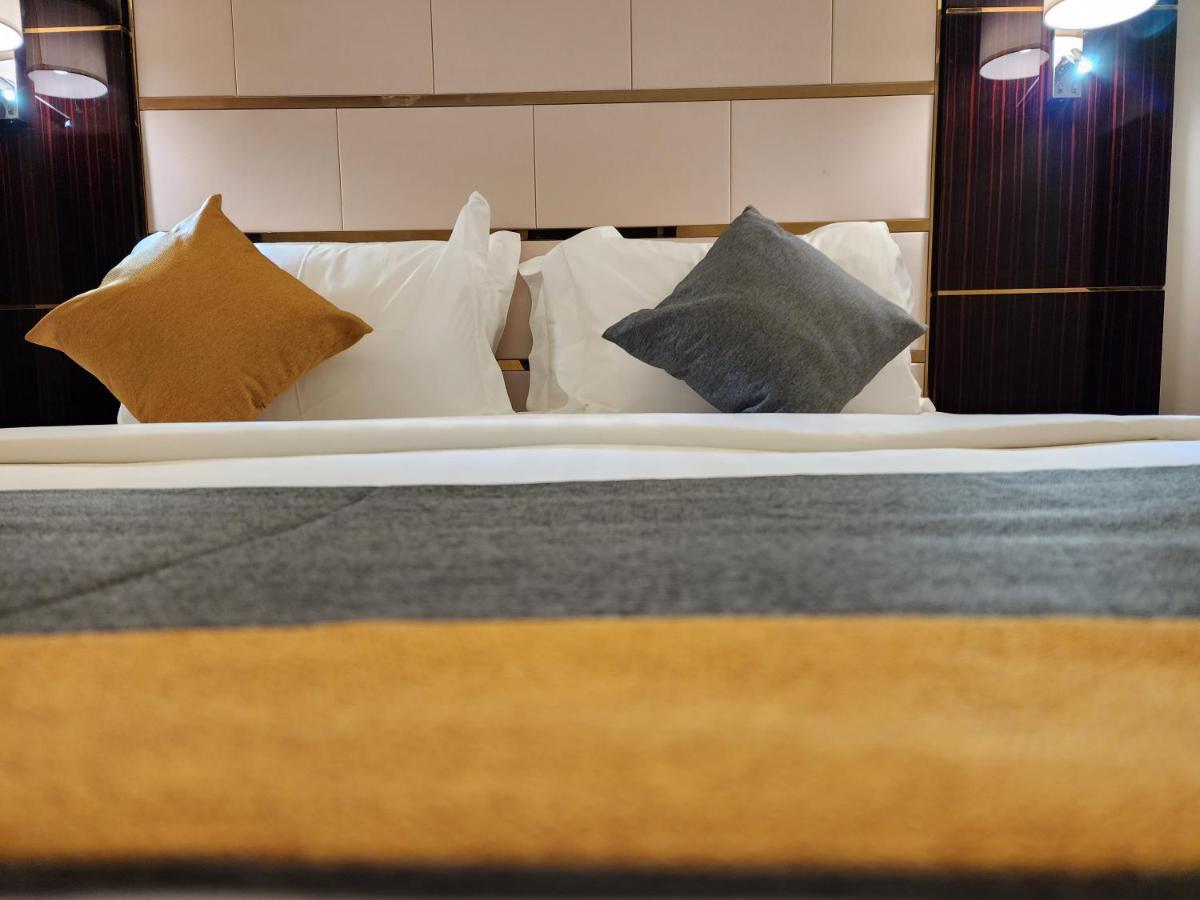 Rasis Furnished Hotel 3*